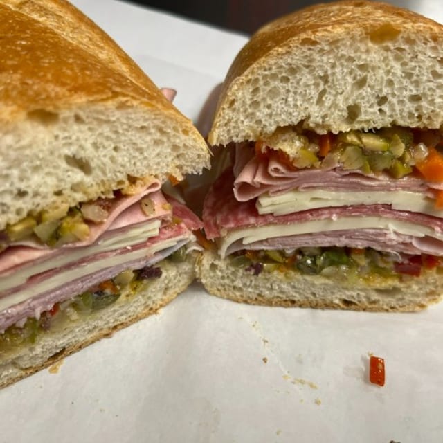 Muffuletta.